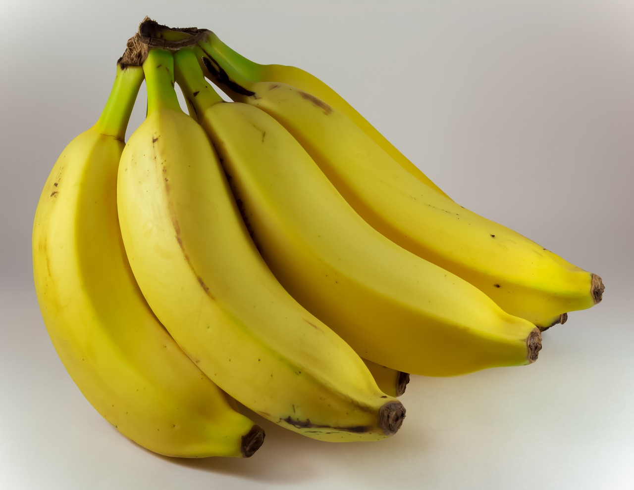 バナナについて！【栄養素・健康効果・選び方・保存方法等を解説】